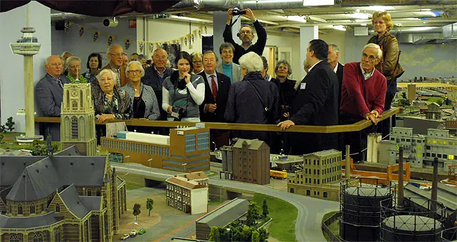 Onthulling laurenskerk
