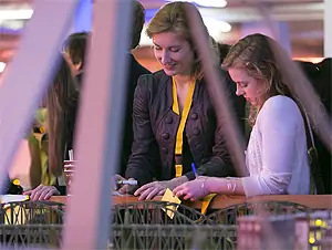 Rotterdampas ontbijt genodigden miniworld rotterdam