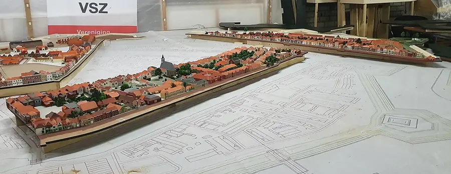 Maquette Vesting Brielle