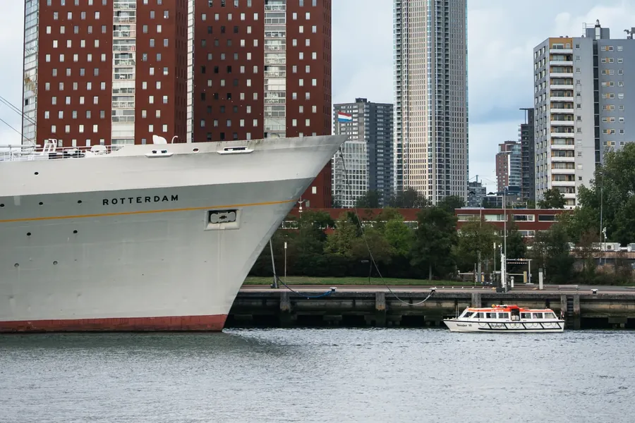 Boat tour through Rotterdam from ZUIDYARD, from November 2026.