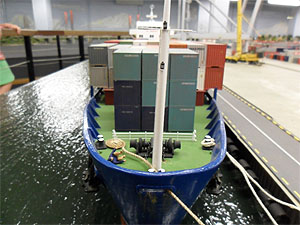 containerschip ECT rotterdam maasvlakte