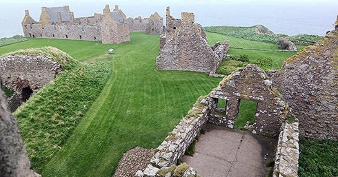 Dunnator Castle